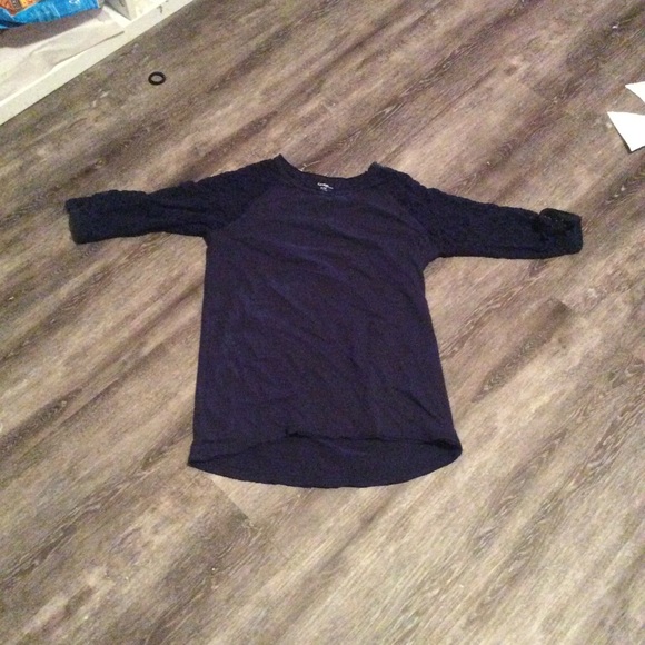 Shirt - Picture 1 of 1